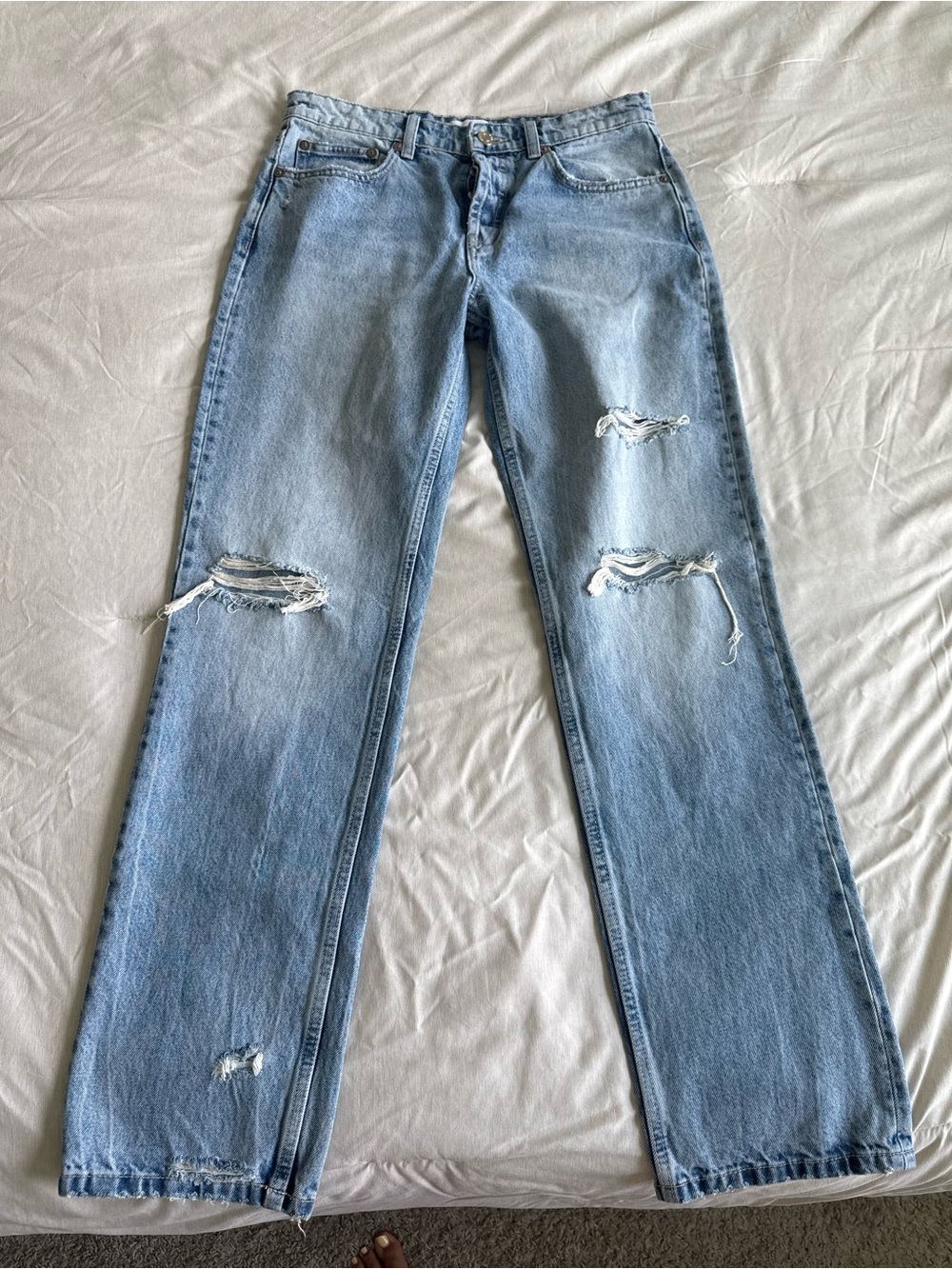 Zara Light Wash Distressed Straight-Leg Jeans Size 8